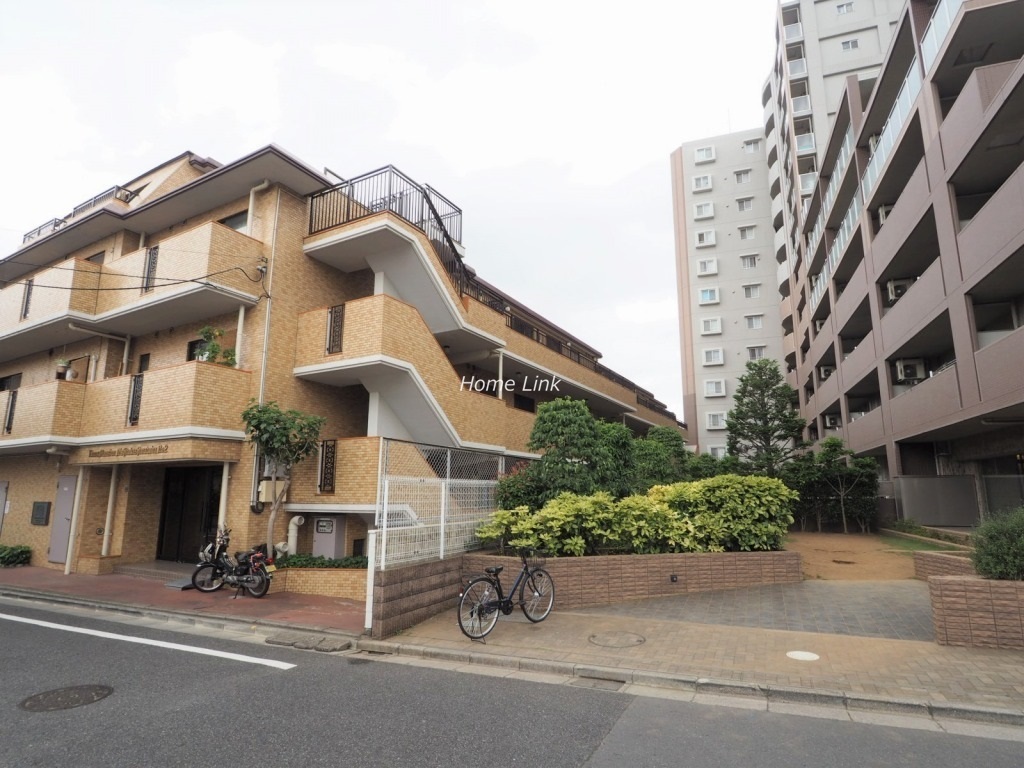 ライオンズマンション西高島平第２　外観